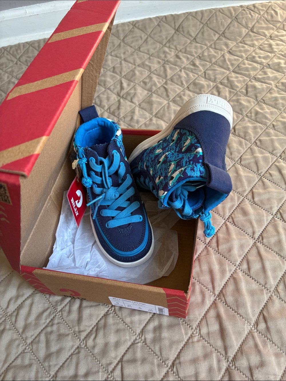 Billy Classic Lace High-Top Sneakers in Blue & White Girls US 9M NWT - Picture 7 of 7